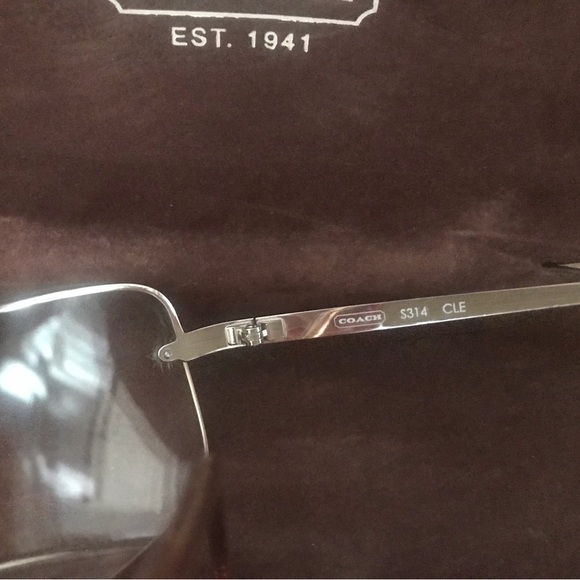 Coach Sunglasses with Case - Picture 5 of 8